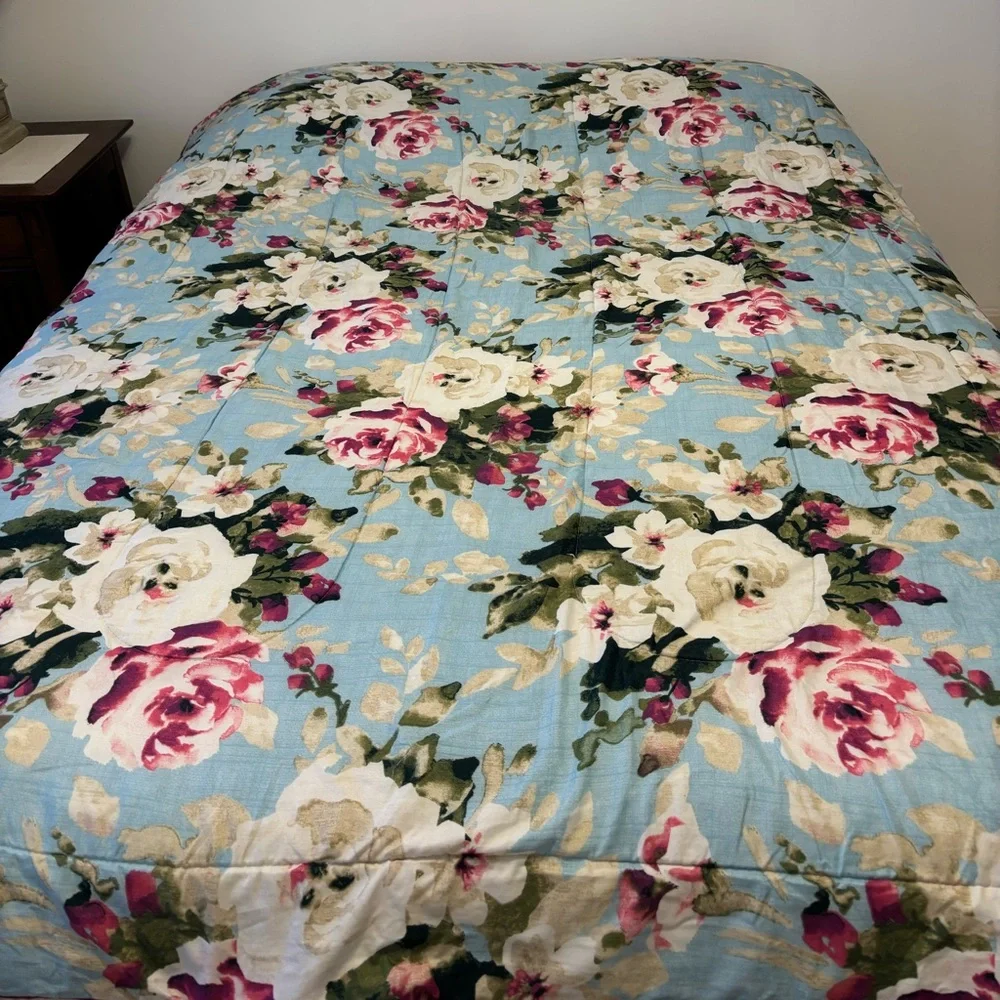 Vintage Comforter Elegant Floral Bedspread Cottage Vintage Quilt Pink Cream Rose
